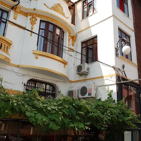 Hotell Nayla Palace 3*
