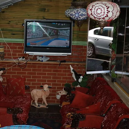 מלון Nayla Palace 3*