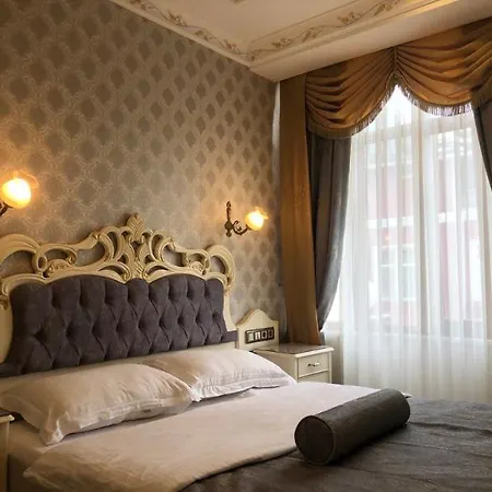 Nayla Palace Hotel 3*