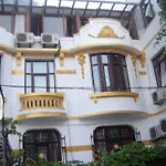 Nayla Palace Отель