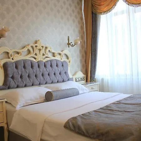 Nayla Palace